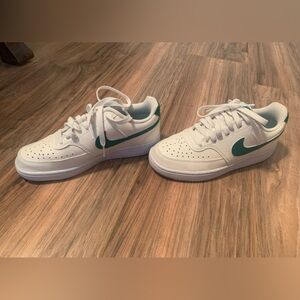 Brand new women’s 6.5